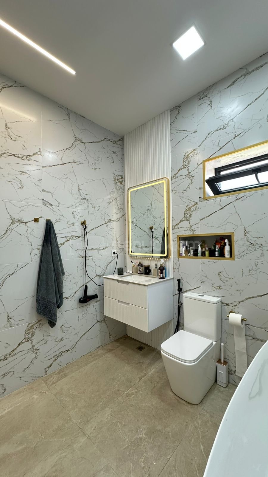 6 Սենյականոց Շքեղ Առանձնատուն, 240քմ, Կահավորված, Ավտոտնակով