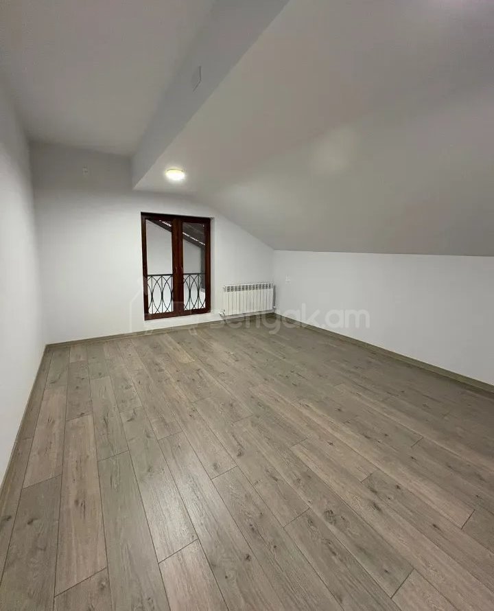 Սպասարկման Տարածք, 300քմ, Կապիտալ Վերանորոգված