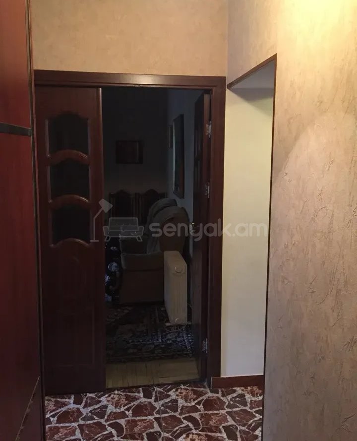 3 Սենյականոց Բնակարան Քարե Շենքում, 75քմ, 4/5 հարկ, Կոսմետիկ Վերանորոգված