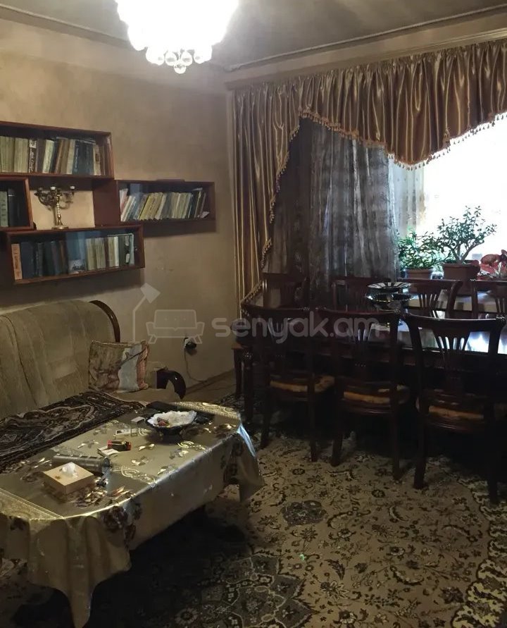 3 Սենյականոց Բնակարան Քարե Շենքում, 75քմ, 4/5 հարկ, Կոսմետիկ Վերանորոգված