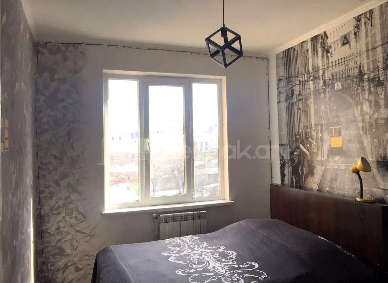 4 Սենյականոց Բնակարան, 90քմ, 5/9 հարկ, Կապիտալ Վերանորոգված