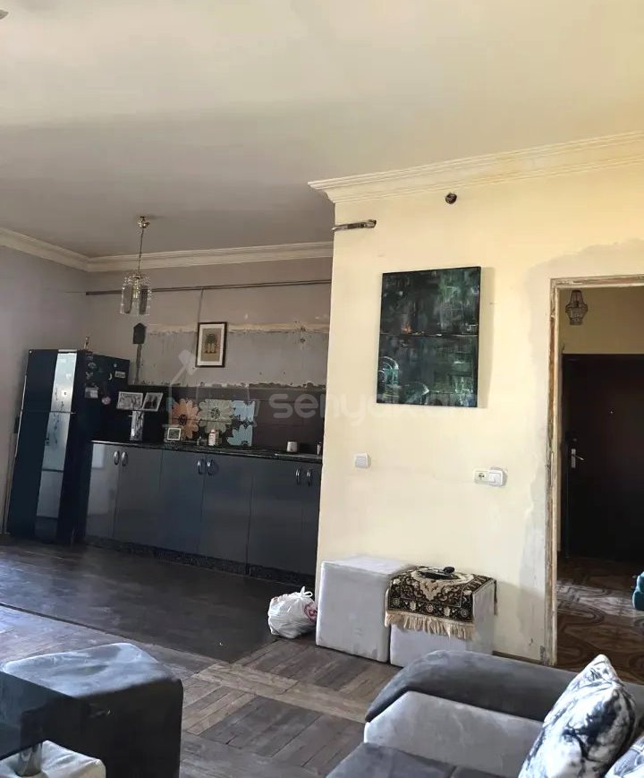 4 Սենյականոց Բնակարան, 90քմ, 5/9 հարկ, Կապիտալ Վերանորոգված