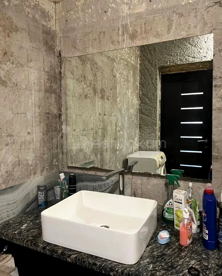 4 Սենյականոց Բնակարան, 90քմ, 5/9 հարկ, Կապիտալ Վերանորոգված