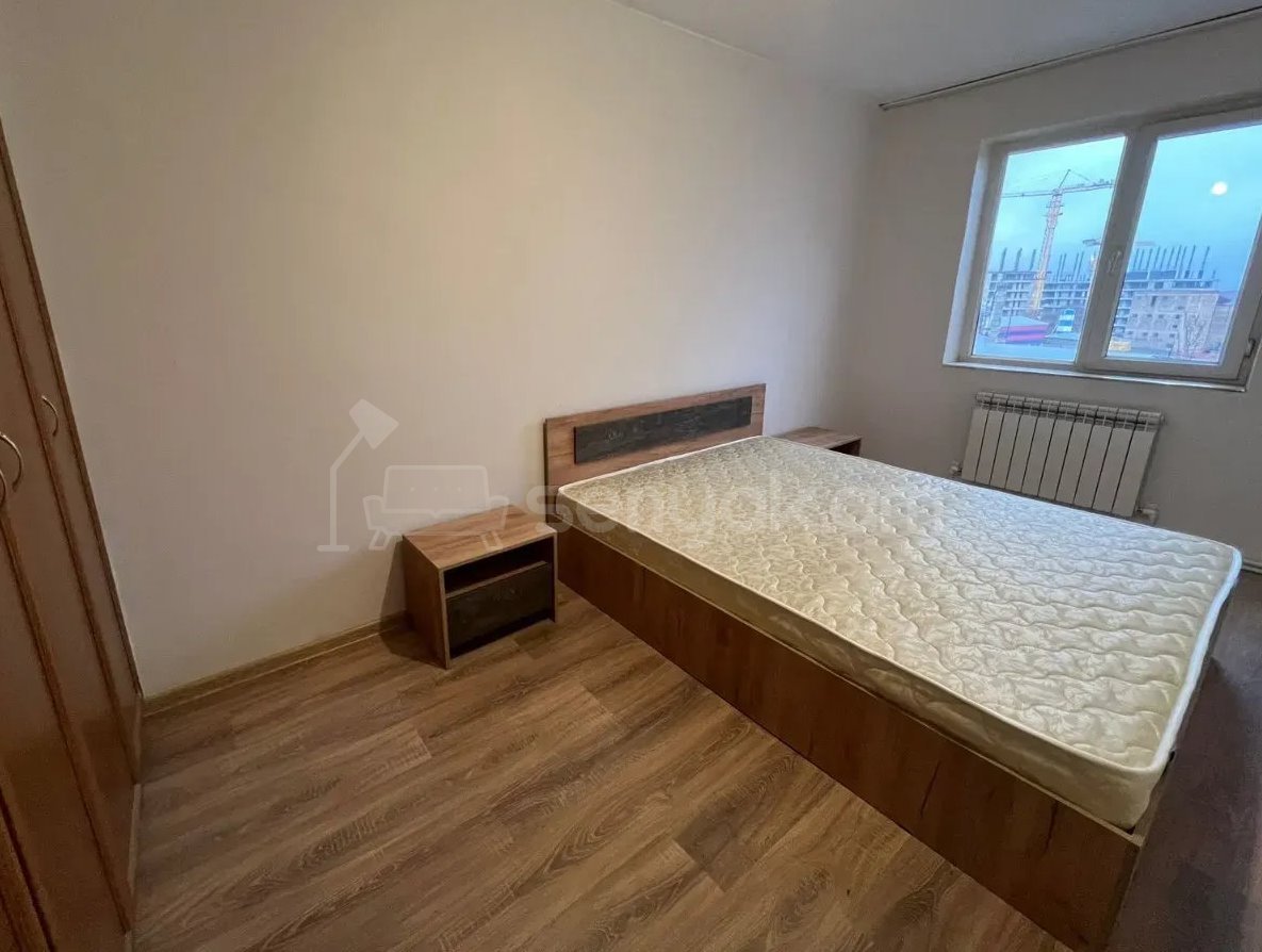 2 Սենյականոց Բնակարան, 56քմ, 5/5 հարկ, Կապիտալ Վերանորոգված