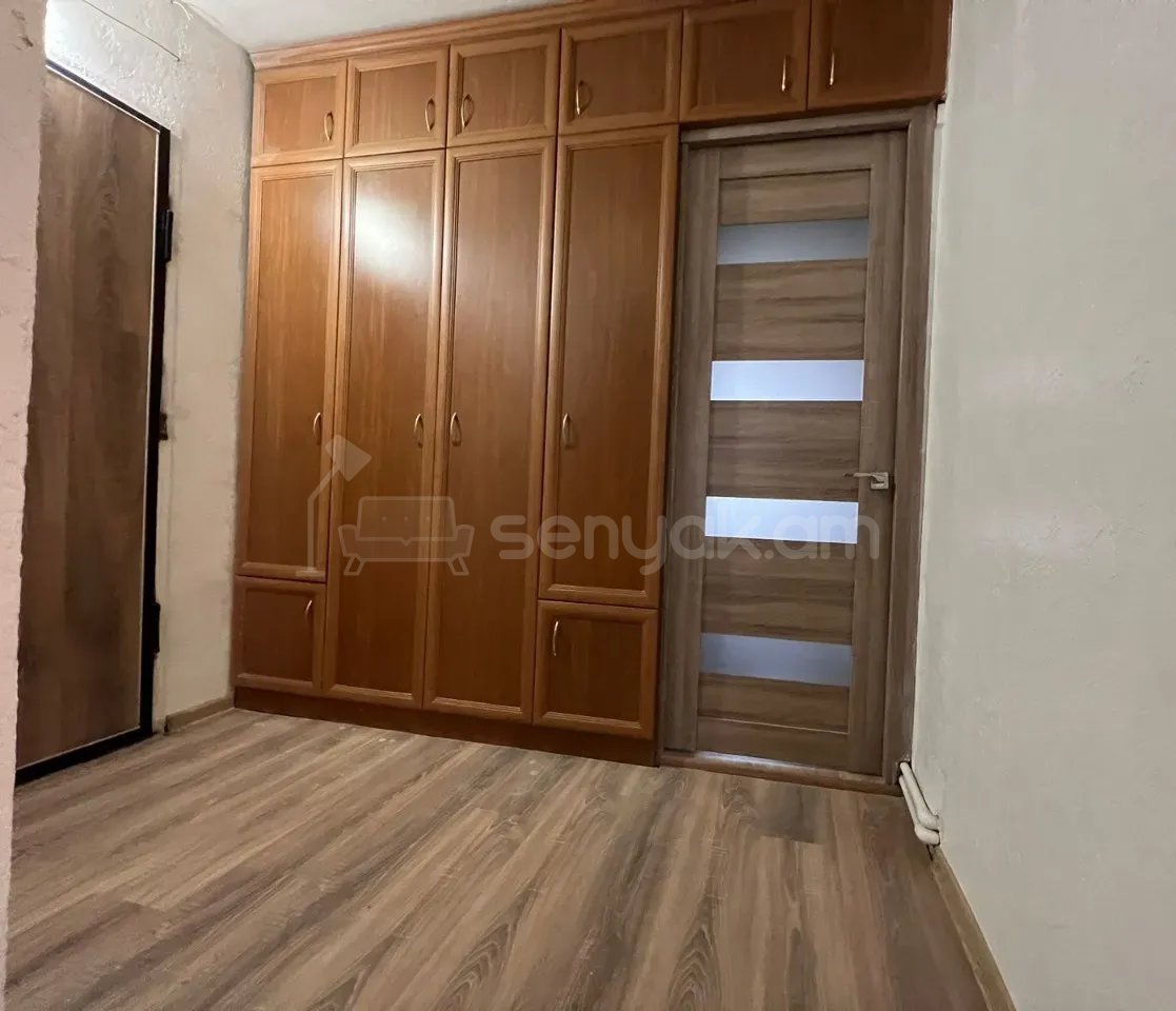 2 Սենյականոց Բնակարան, 56քմ, 5/5 հարկ, Կապիտալ Վերանորոգված