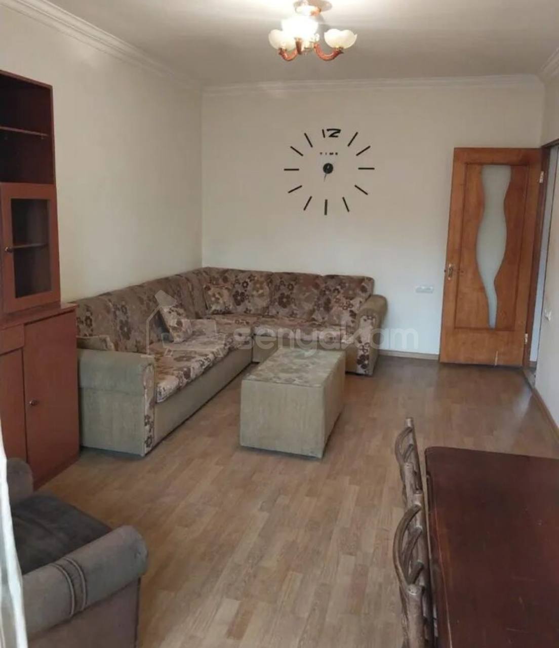 2 Սենյականոց Բնակարան Քարե Շենքում, 60քմ, 3/5 հարկ, Նորմալ Վիճակում, Կահավորված