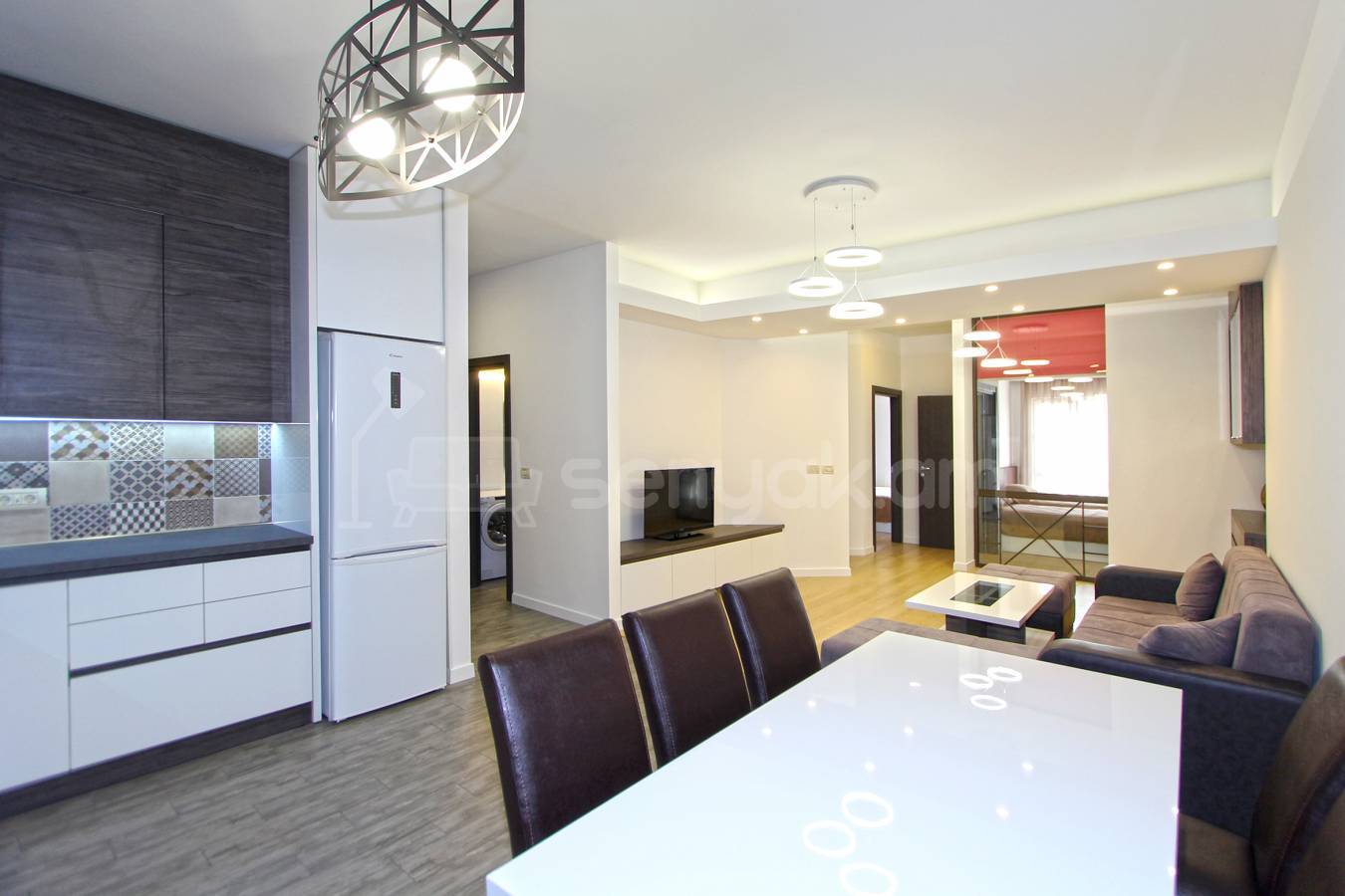 3 Սենյականոց Բնակարան Նորակառույցում, 80քմ, 14/16 հարկ, Դիզայներական Վերանորոգված, Կահավորված, Արևկող