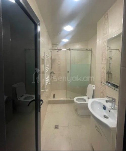 2 Սենյականոց Բնակարան, 46քմ, 11/12 հարկ, Կապիտալ Վերանորոգված, Կահավորված, Արևկող