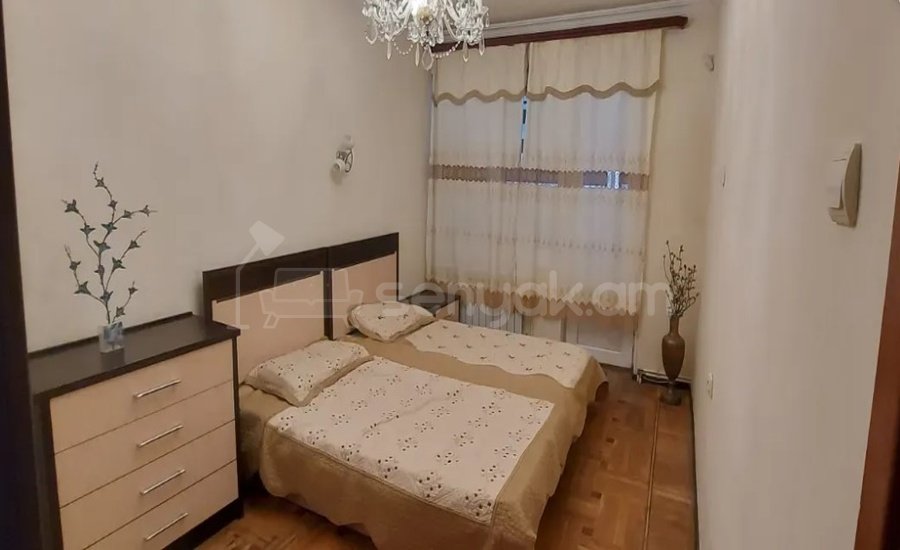 3 Սենյականոց Բնակարան Քարե Շենքում, 75քմ, 5/5 հարկ, Կոսմետիկ Վերանորոգված, Կահավորված, Արևկող