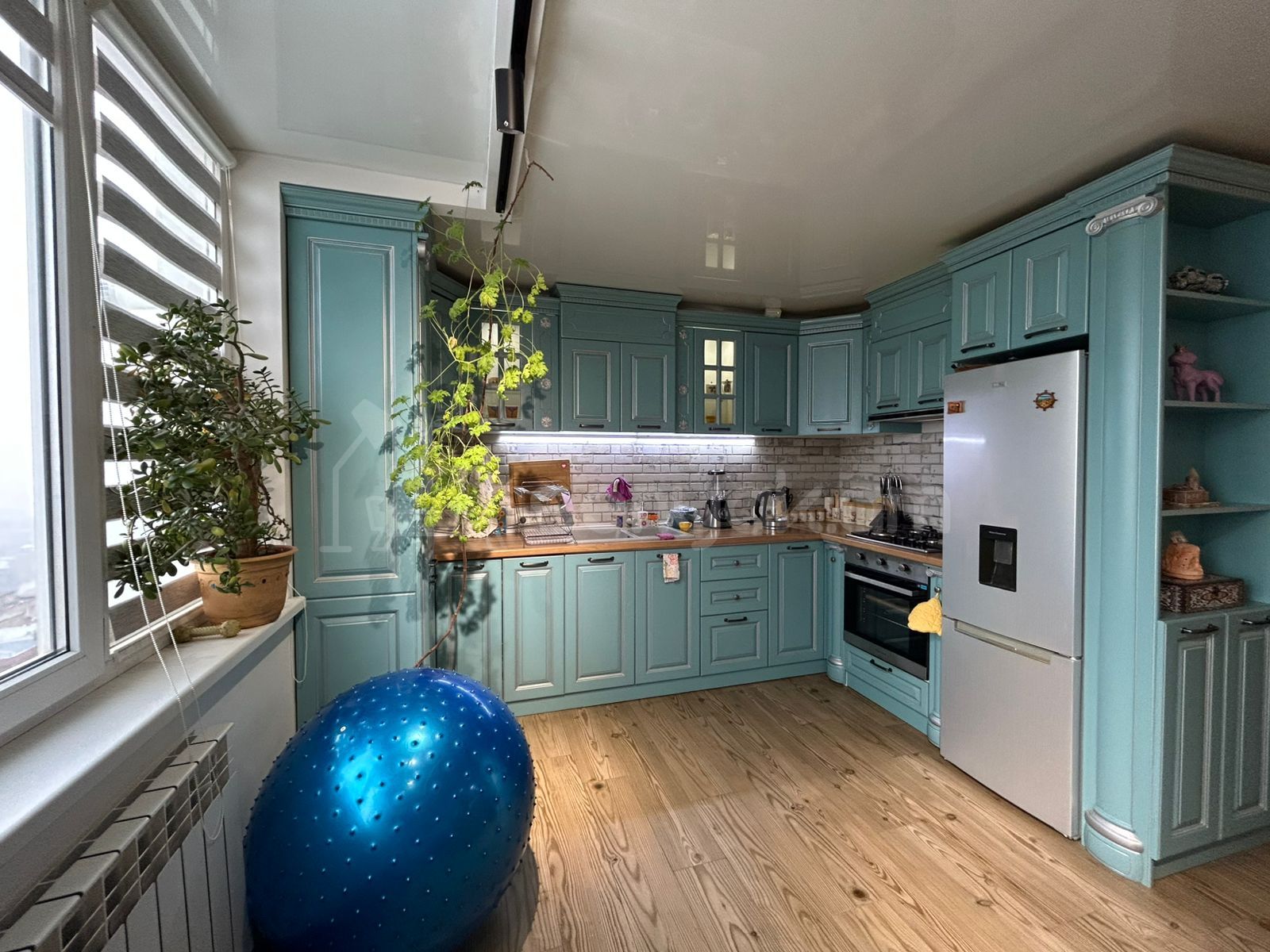 3 Սենյականոց Բնակարան Նորակառույցում, 115քմ, 20/20 հարկ, Դիզայներական Վերանորոգված