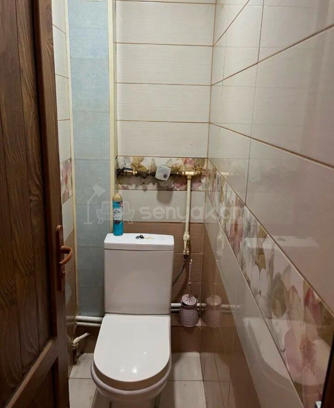 3 Սենյականոց Բնակարան Քարե Շենքում, 76քմ, 4/5 հարկ, Նորմալ Վիճակում, Կահավորված