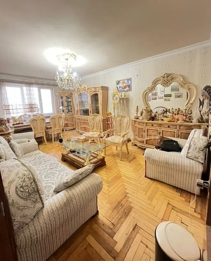 3 Սենյականոց Բնակարան, 86քմ, 4/12 հարկ, Նորմալ Վիճակում