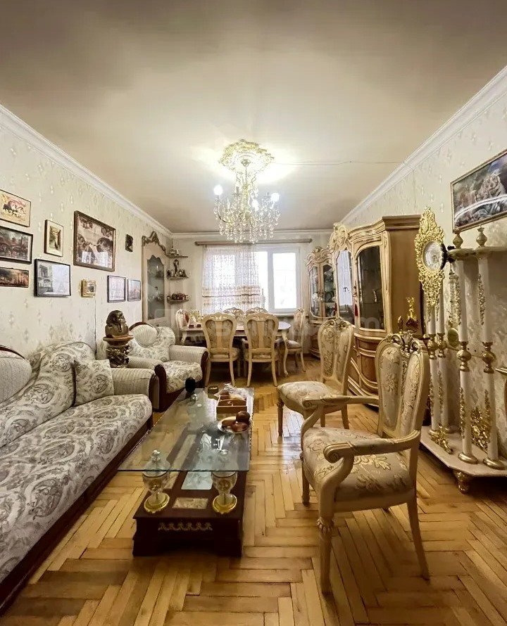 3 Սենյականոց Բնակարան, 86քմ, 4/12 հարկ, Նորմալ Վիճակում