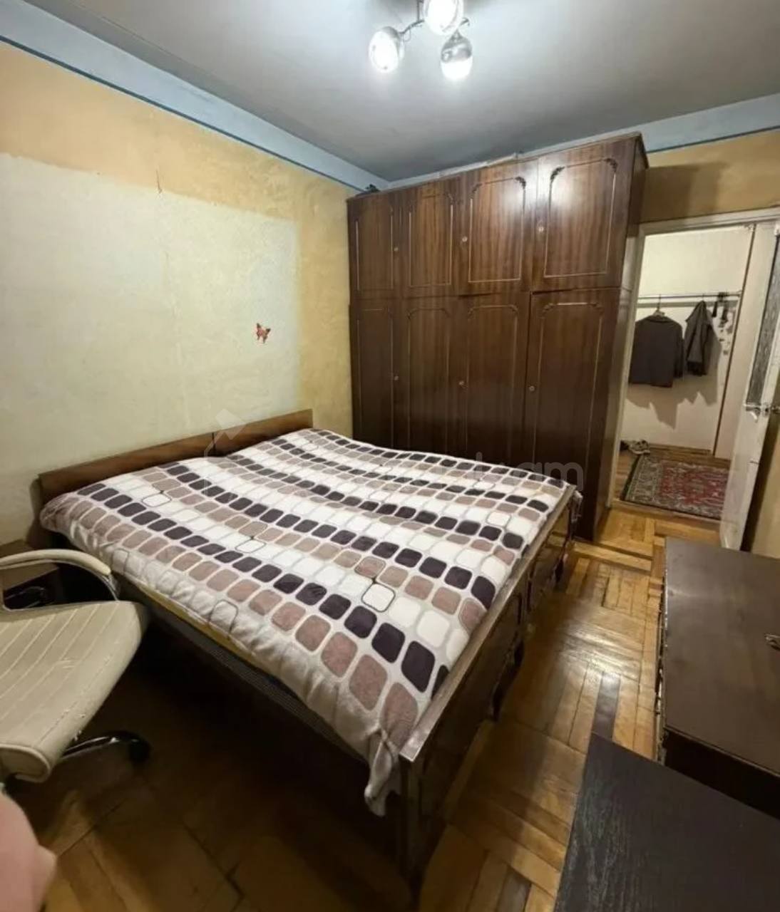 4 Սենյականոց Բնակարան, 86քմ, 5/9 հարկ, Նորմալ Վիճակում, Կահավորված