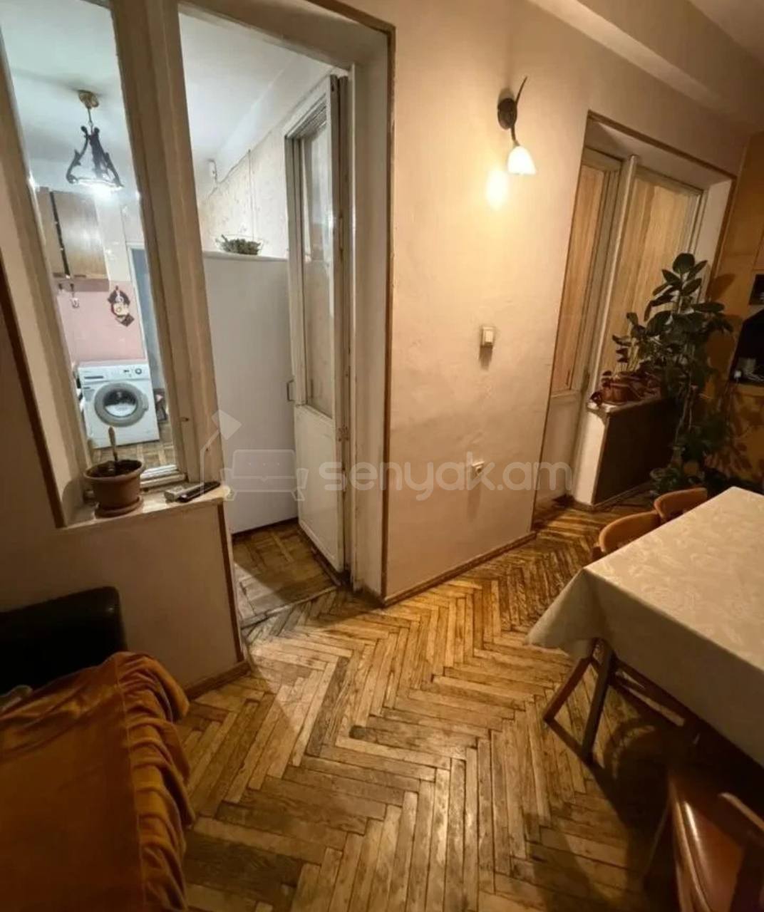 4 Սենյականոց Բնակարան, 86քմ, 5/9 հարկ, Նորմալ Վիճակում, Կահավորված