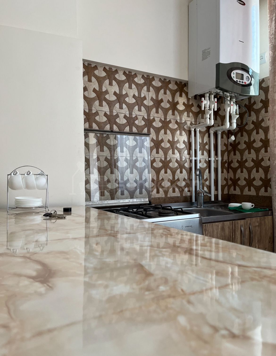 2 Սենյականոց Բնակարան Քարե Շենքում, 70քմ, 1/1 հարկ, Նորմալ Վիճակում, Կահավորված