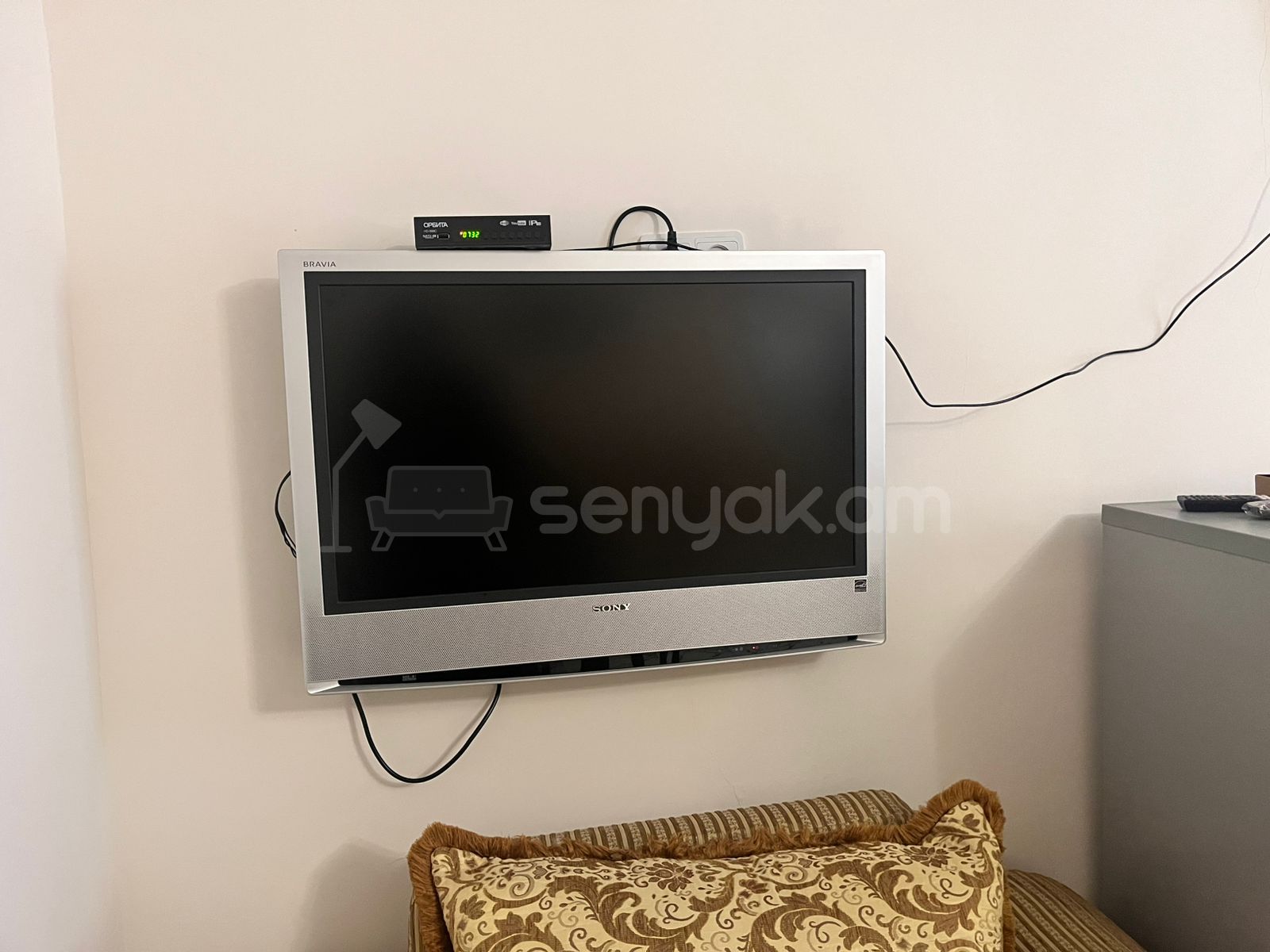 2 Սենյականոց Բնակարան Քարե Շենքում, 70քմ, 1/1 հարկ, Նորմալ Վիճակում, Կահավորված