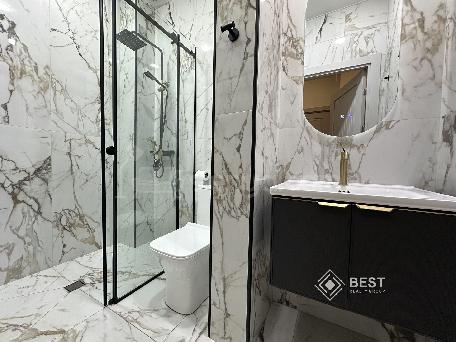 1 Սենյականոց Բնակարան Նորակառույցում, 29քմ, 2/3 հարկ, Դիզայներական Վերանորոգված, Կահավորված