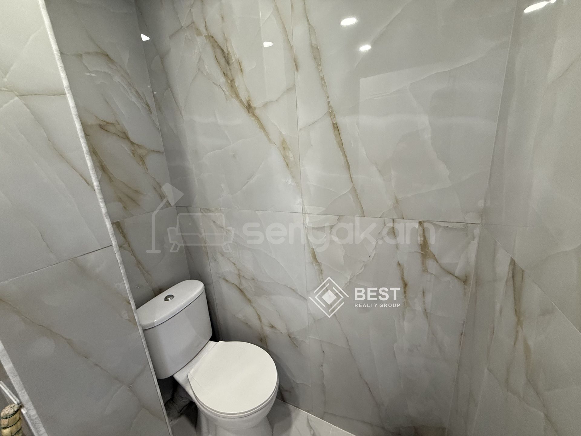 2 Սենյականոց Բնակարան, 43քմ, 11/16 հարկ, Կապիտալ Վերանորոգված