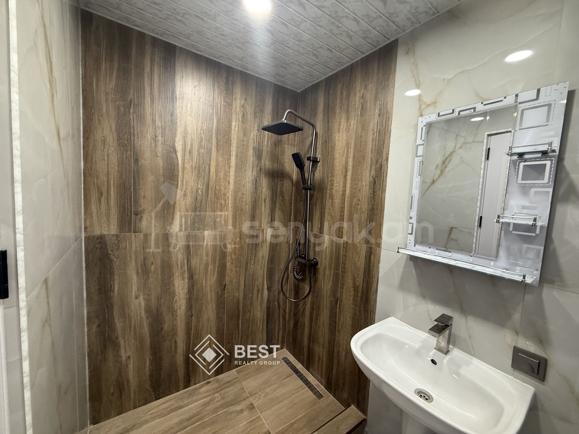 2 Սենյականոց Բնակարան, 43քմ, 11/16 հարկ, Կապիտալ Վերանորոգված