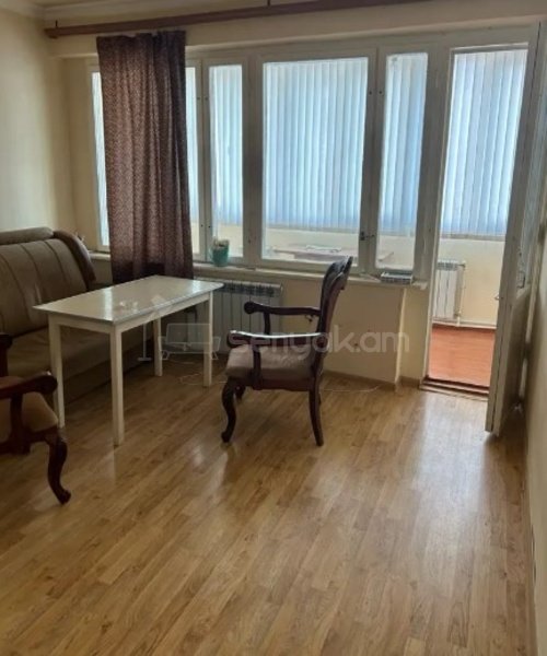 1 Սենյականոց Բնակարան Քարե Շենքում, 50քմ, 5/5 հարկ, Կոսմետիկ Վերանորոգված