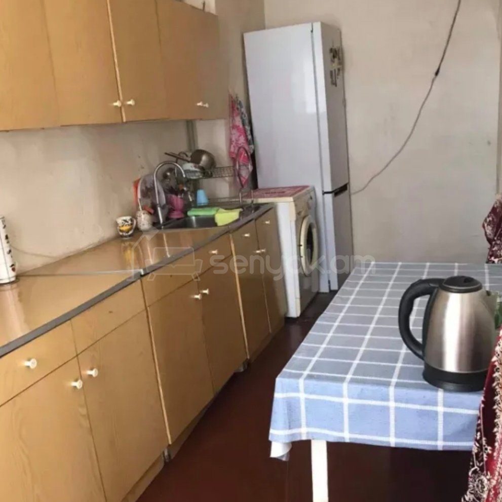 3 Սենյականոց Բնակարան, 78քմ, 4/9 հարկ, Պետական Վիճակում