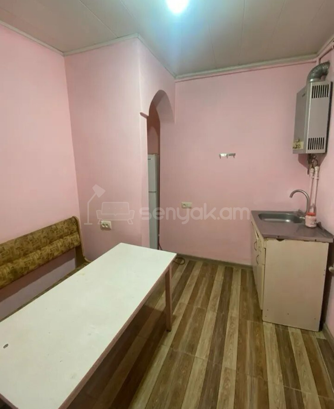 2 Սենյականոց Սեփական Տուն, 48քմ, Կոսմետիկ Վերանորոգված, Կահավորված