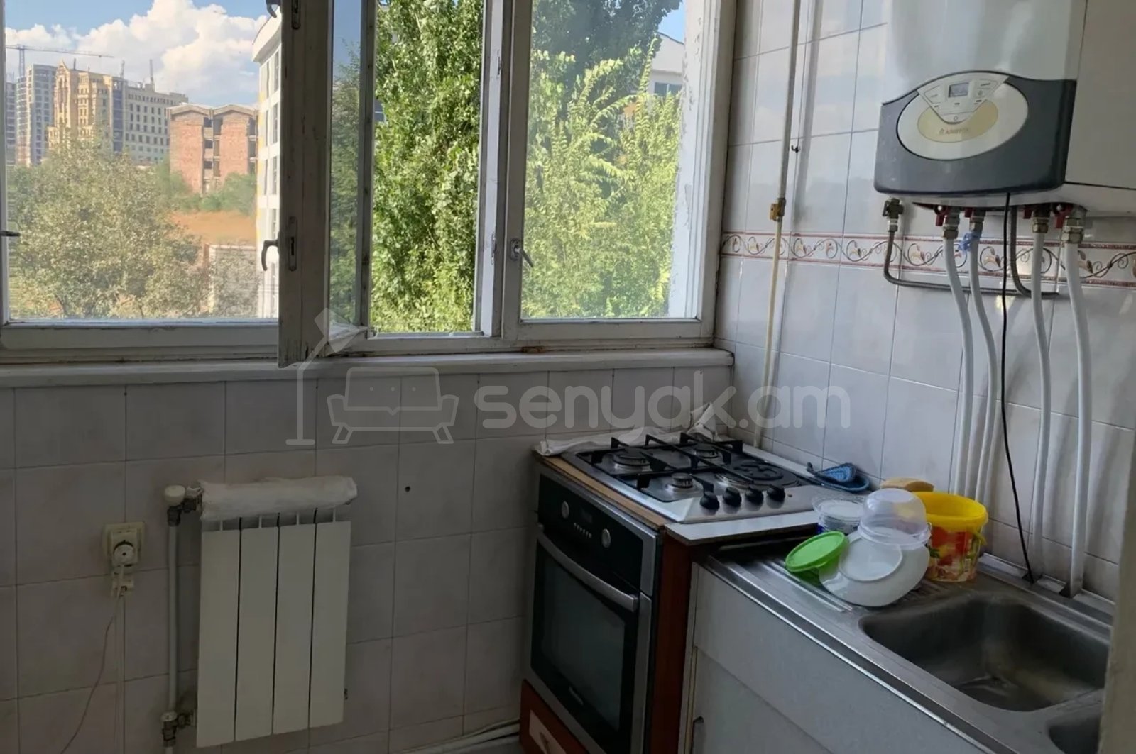 3 Սենյականոց Բնակարան, 86քմ, 4/9 հարկ, Նորմալ Վիճակում