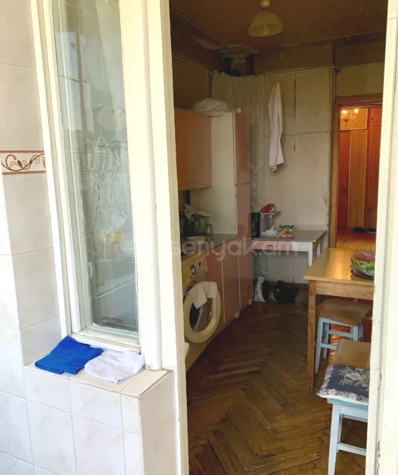 3 Սենյականոց Բնակարան, 86քմ, 4/9 հարկ, Նորմալ Վիճակում