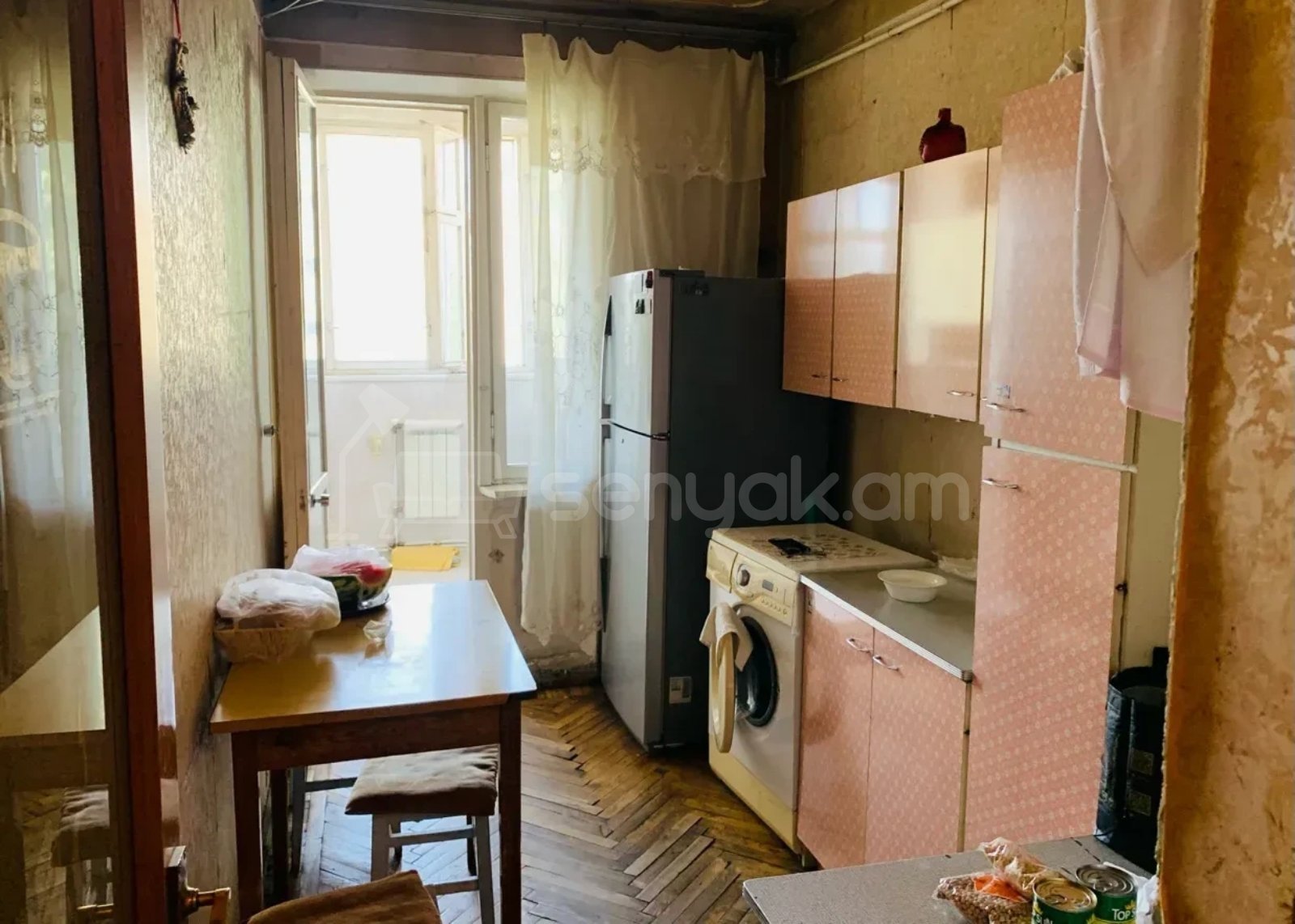 3 Սենյականոց Բնակարան, 86քմ, 4/9 հարկ, Նորմալ Վիճակում