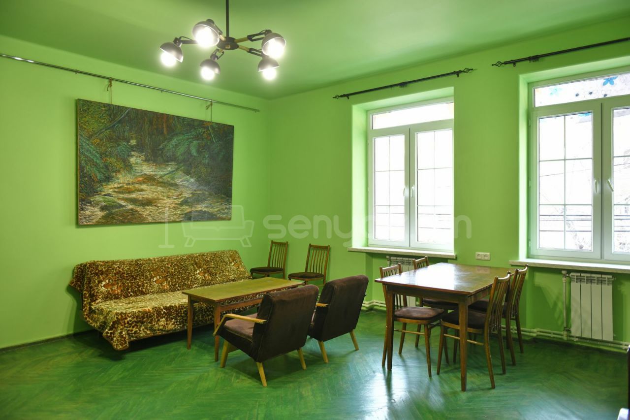 2 Սենյականոց Բնակարան Քարե Շենքում, 80քմ, 2/5 հարկ, Կապիտալ Վերանորոգված, Կահավորված, Արևկող