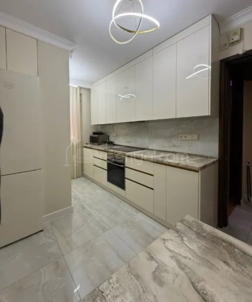 3 Սենյականոց Բնակարան, 70քմ, 9/12 հարկ, Կապիտալ Վերանորոգված, Կահավորված, Արևկող