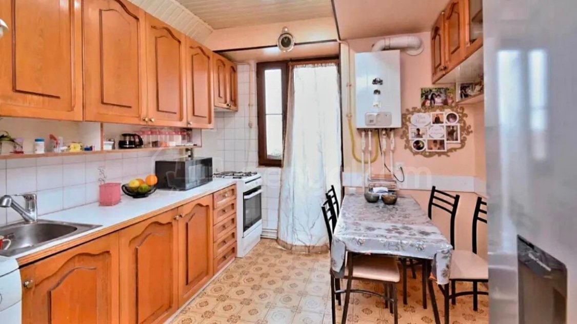 3 Սենյականոց Բնակարան, 92քմ, 9/16 հարկ, Կապիտալ Վերանորոգված