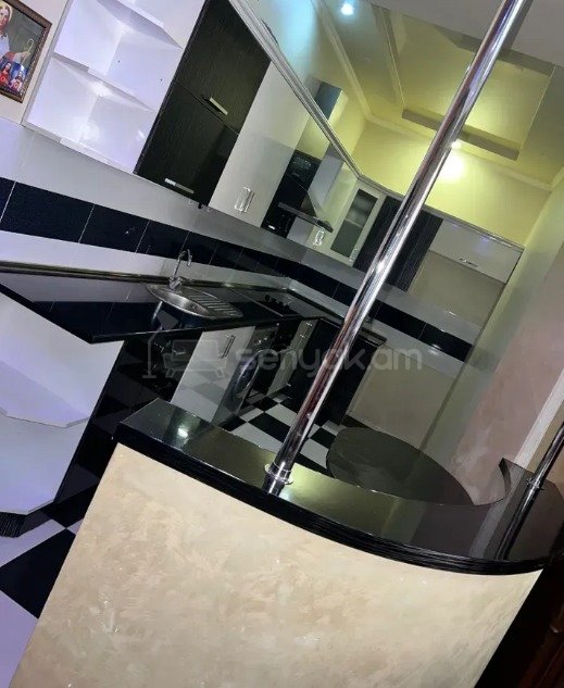 5 Սենյականոց Բնակարան Նորակառույցում, 100քմ, 4/18 հարկ, Կապիտալ Վերանորոգված