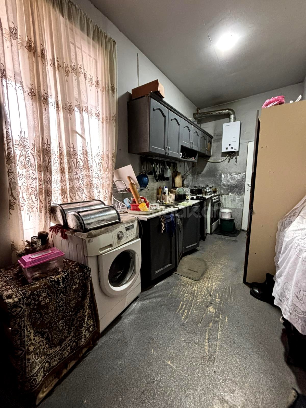 5 Սենյականոց Սեփական Տուն, 240քմ, Նորմալ Վիճակում, Ավտոտնակով