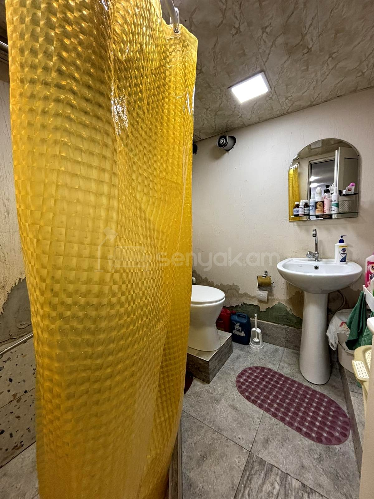 5 Սենյականոց Սեփական Տուն, 240քմ, Նորմալ Վիճակում, Ավտոտնակով