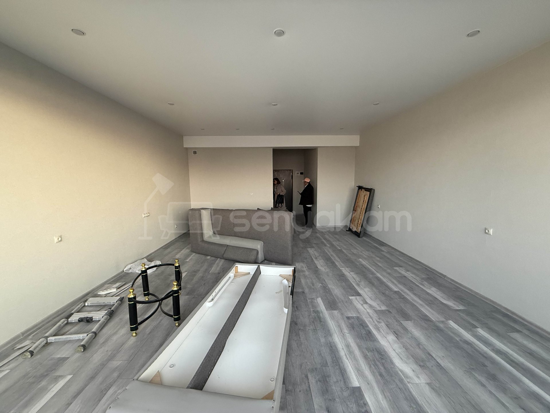 1 Սենյականոց Բնակարան Նորակառույցում, 50քմ, 10/12 հարկ, Կապիտալ Վերանորոգված