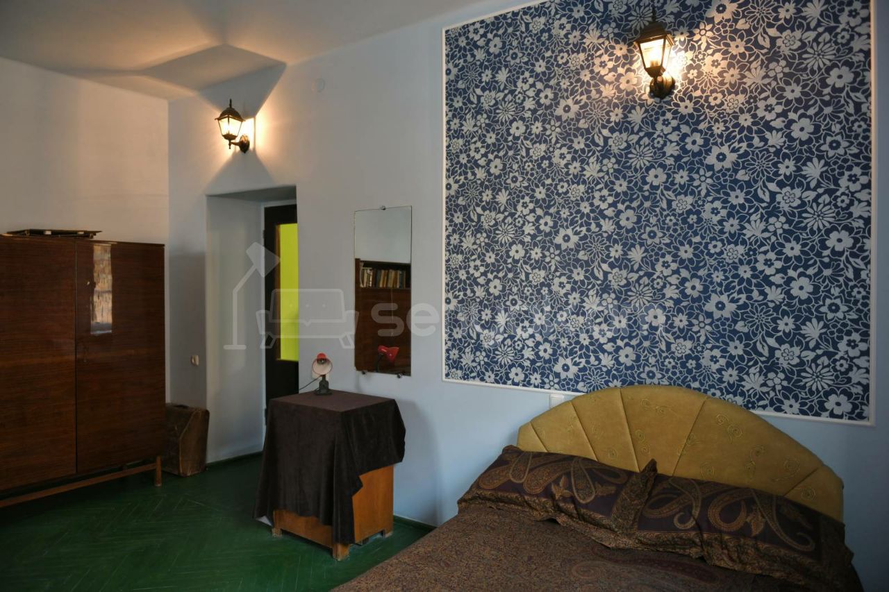 2 Սենյականոց Բնակարան Քարե Շենքում, 80քմ, 2/5 հարկ, Կապիտալ Վերանորոգված, Կահավորված, Արևկող