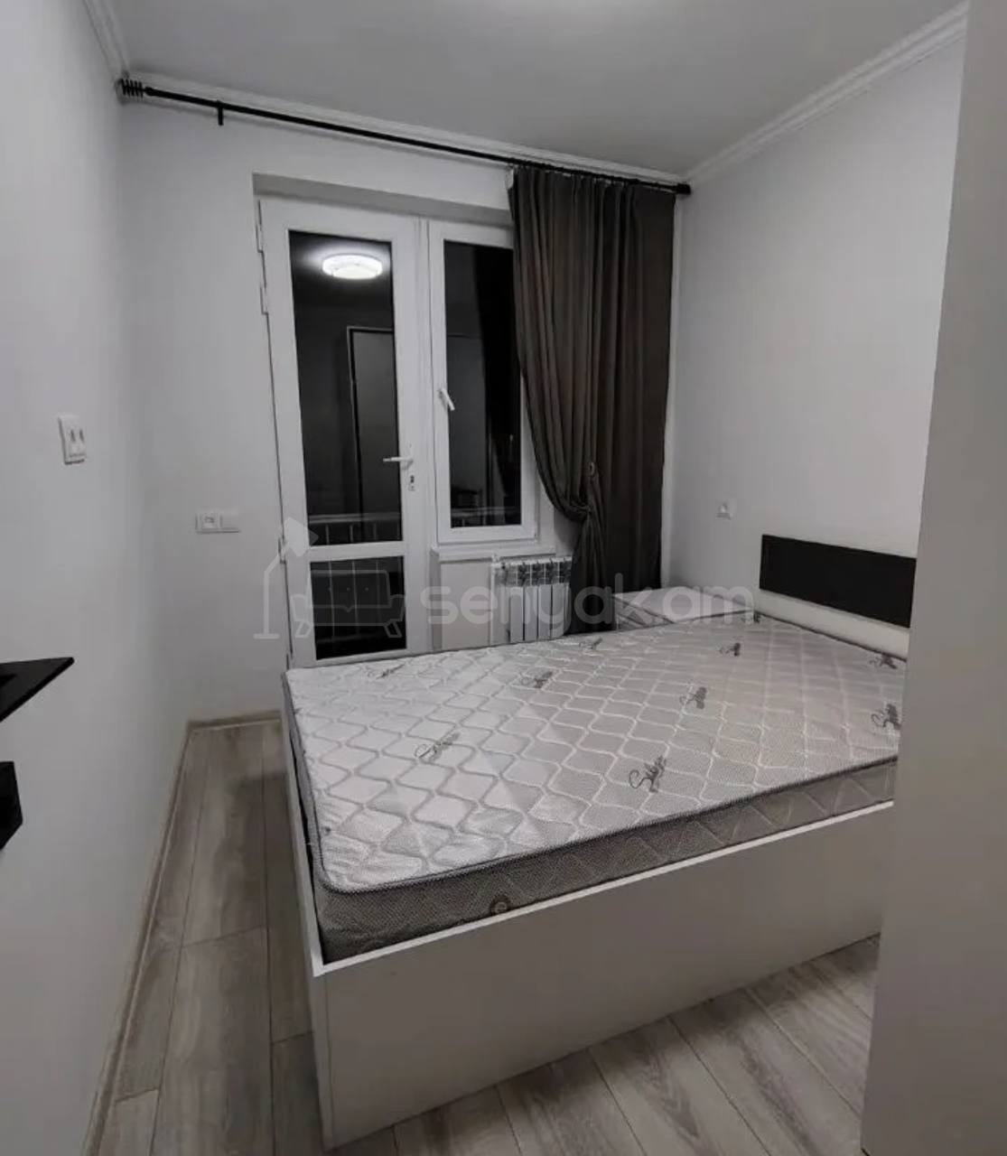 2 Սենյականոց Բնակարան Քարե Շենքում, 39քմ, 3/5 հարկ, Կապիտալ Վերանորոգված, Կահավորված, Արևկող