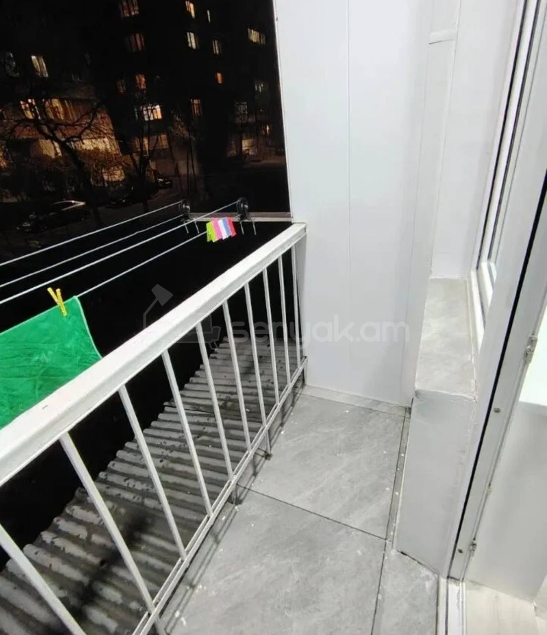 2 Սենյականոց Բնակարան Քարե Շենքում, 39քմ, 3/5 հարկ, Կապիտալ Վերանորոգված, Կահավորված, Արևկող