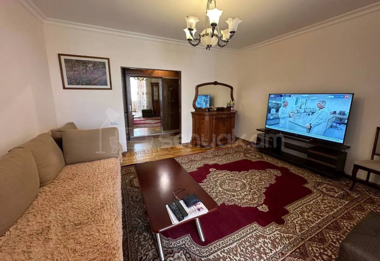 2 Սենյականոց Բնակարան Քարե Շենքում, 75քմ, 2/5 հարկ, Կապիտալ Վերանորոգված, Կահավորված, Արևկող