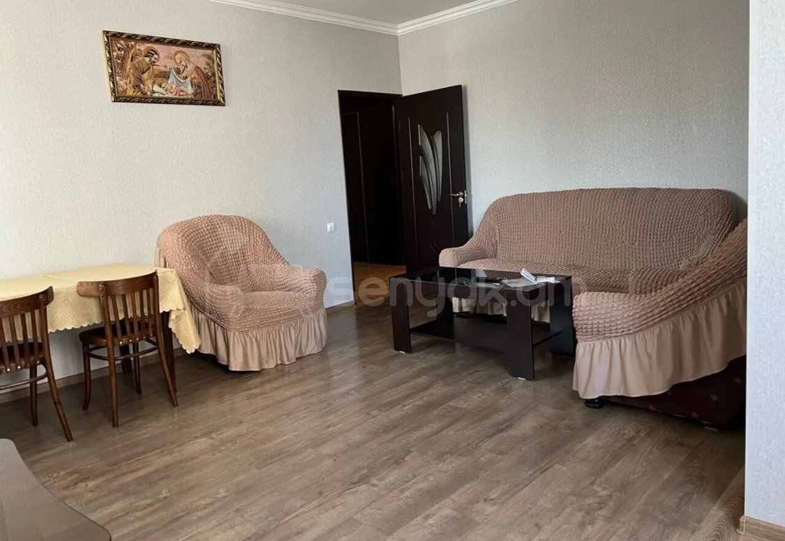 3 Սենյականոց Բնակարան, 85քմ, 5/15 հարկ, Կապիտալ Վերանորոգված, Կահավորված