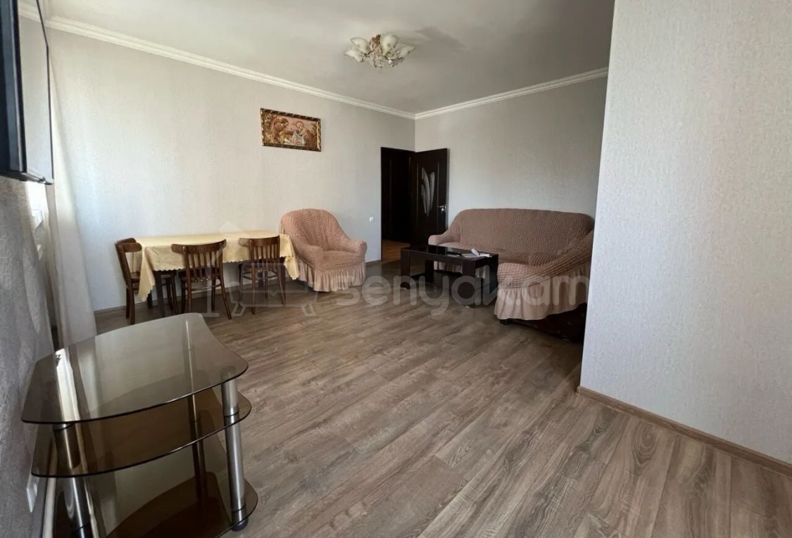 3 Սենյականոց Բնակարան, 85քմ, 5/15 հարկ, Կապիտալ Վերանորոգված, Կահավորված