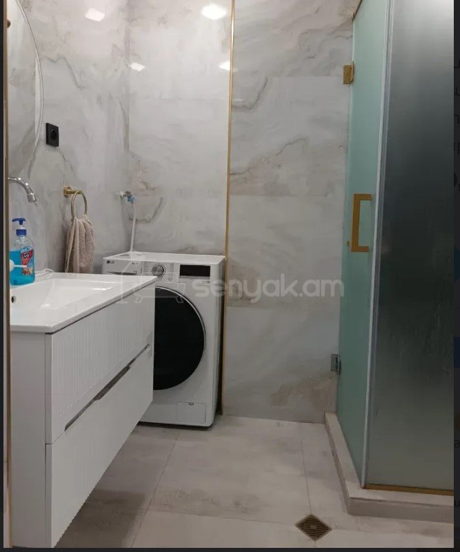 2 Սենյականոց Բնակարան Նորակառույցում, 70քմ, 13/18 հարկ, Դիզայներական Վերանորոգված, Կահավորված