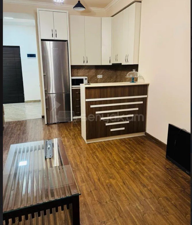 3 Սենյականոց Բնակարան Նորակառույցում, 72քմ, 7/8 հարկ, Կապիտալ Վերանորոգված, Կահավորված