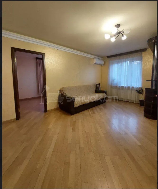 2 Սենյականոց Բնակարան Քարե Շենքում, 43քմ, 3/4 հարկ, Կապիտալ Վերանորոգված, Կահավորված