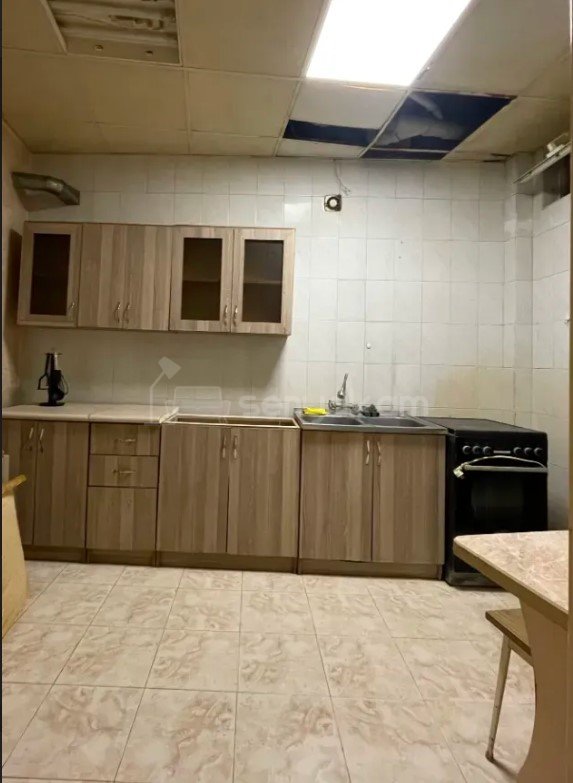 3 Սենյականոց Բնակարան Քարե Շենքում, 83քմ, 3/4 հարկ, Կապիտալ Վերանորոգված, Կահավորված