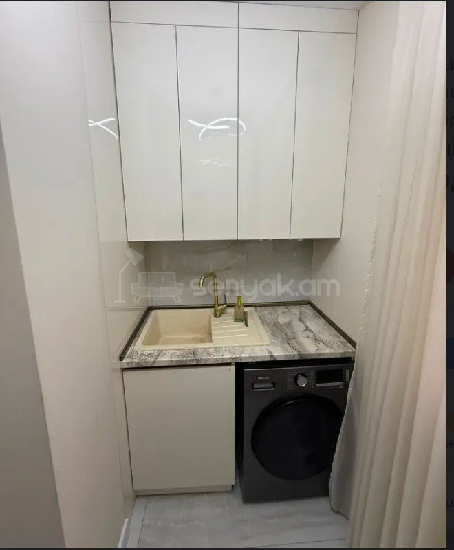 3 Սենյականոց Բնակարան, 70քմ, 9/12 հարկ, Կապիտալ Վերանորոգված, Կահավորված