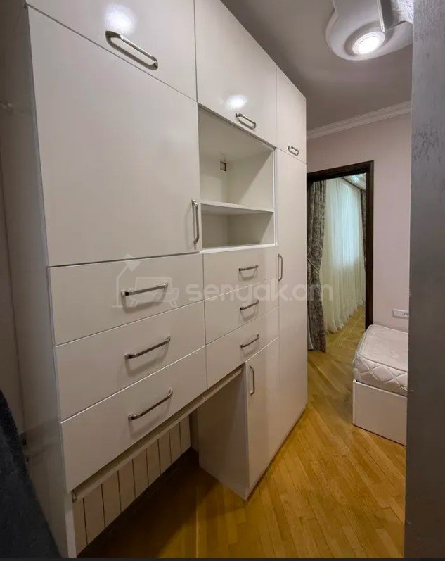 3 Սենյականոց Բնակարան, 70քմ, 9/12 հարկ, Կապիտալ Վերանորոգված, Կահավորված