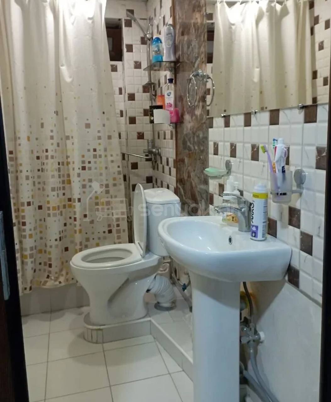 3 Սենյականոց Սեփական Տուն, 80քմ, Նորմալ Վիճակում, Կահավորված